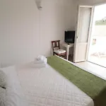 Bed & Breakfast Limone