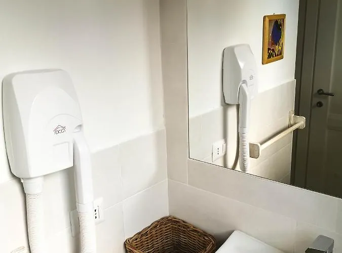 Oda ve Kahvaltı Limone