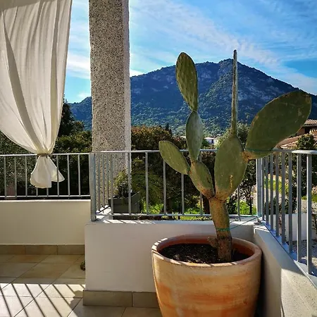 Limone Bed & Breakfast 2*