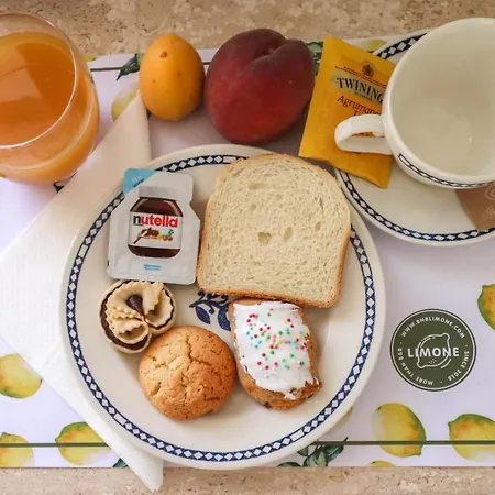 Limone 3* San Teodoro (Sardinia)