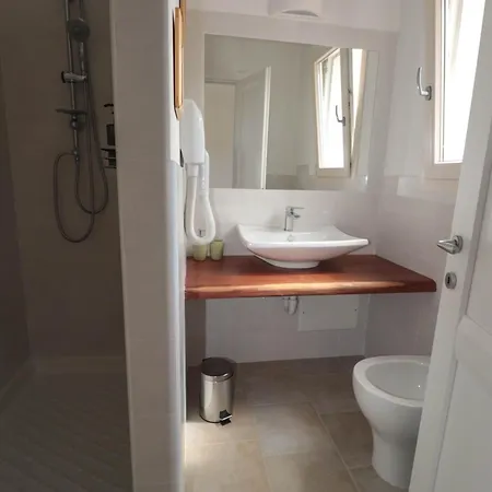 Limone Bed & Breakfast San Teodoro (Sardinia)